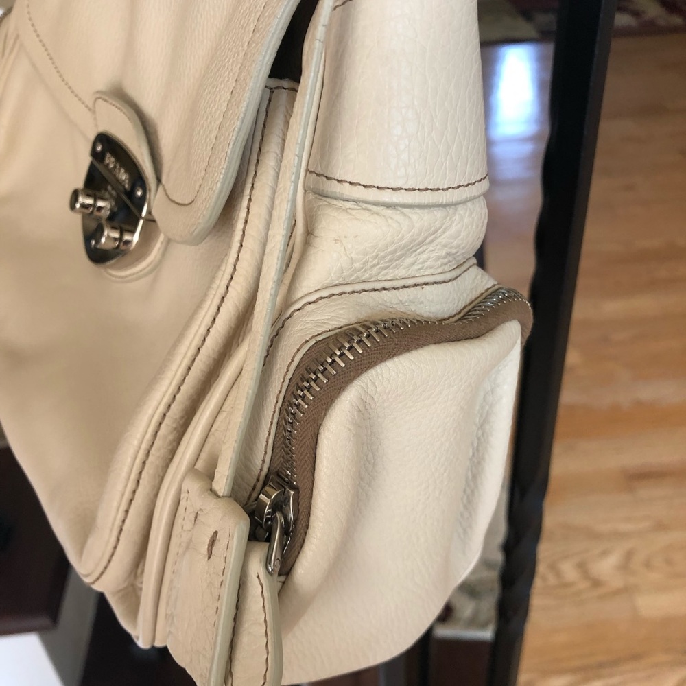Prada bag - Picture 2 of 10
